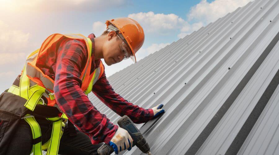 Professional Emergency Roof Repairs services in Schaumburg, IL